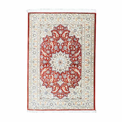 ペルシャ絨毯<br>クム産<br>絹100% 77×113cm<br>商品番号74996