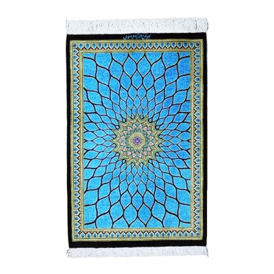 ペルシャ絨毯クム産<br>ムーサヴィ工房<br>絹100％　59×92cm<br>商品番号76466