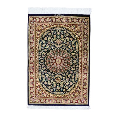 ペルシャ絨毯クム産<br>ムサヴィ工房<br>絹100％　60×89cm<br>商品番号76468
