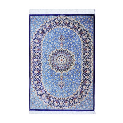 ペルシャ絨毯 クム産<br>ムサヴィ工房<br>絹100% 79×119cm<br>商品番号77343