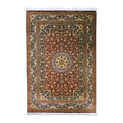 ペルシャ絨毯 クム産<br>ム-サヴィ工房<br>絹100% 79×118cm<br>商品番号77347