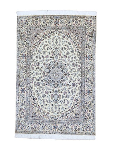 ペルシャ絨毯 ナイン産(シシラ)<br>毛＆絹　152×223cm<br>商品番号82501