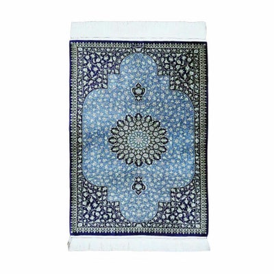 ペルシャ絨毯 クム産<br>マスミ工房<br>絹100％　72×111cm<br>商品番号87083