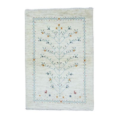 ペルシャ絨毯<br>シラーズ産ギャッベ<br>ファインカシュクリ<br>毛100％  83×122cm<br>商品番号83173