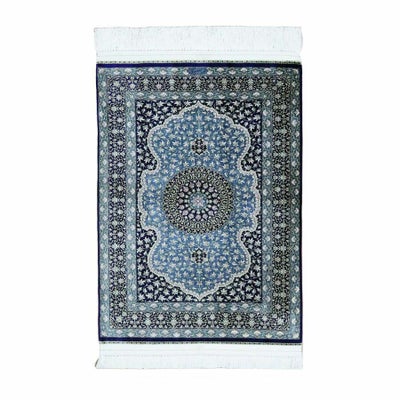 ペルシャ絨毯 クム産<br>マスミ工房<br>絹100％　72×105cm<br>商品番号87084