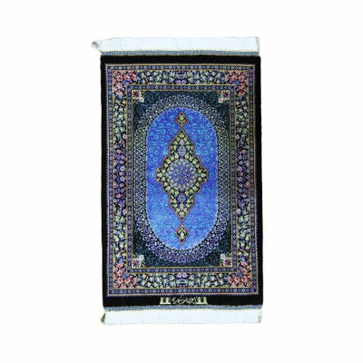ペルシャ絨毯クム産<br>シャリアー工房<br>絹100％　50×77ｃｍ<br>商品番号84600
