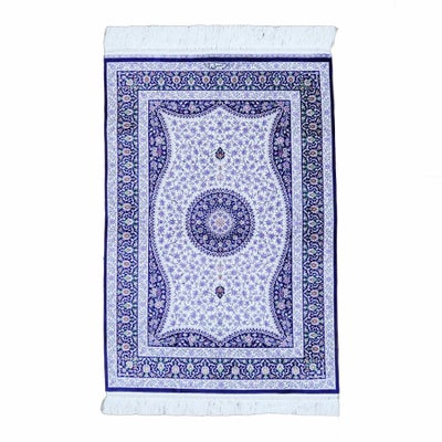 ペルシャ絨毯 クム産<br>マスミ工房<br>絹100％　74×110cm<br>商品番号87079