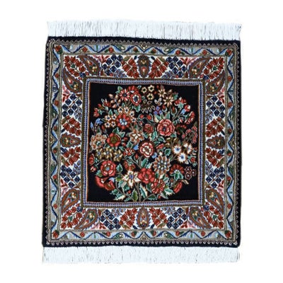 ペルシャ絨毯<br>ケルマン産<br>毛100％　60×64cm<br>商品番号87672