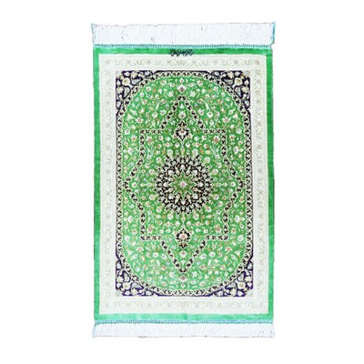 ペルシャ絨毯クム産<br>イーマーニー工房<br>絹100％　50×70cm<br>商品番号87681