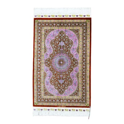 ペルシャ絨毯 クム産<br>ジェッティ工房<br>絹100%  82×127cｍ<br>商品番号87713