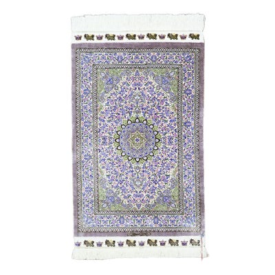 ペルシャ絨毯 クム産<br>ジェッティ工房<br>絹100％　62×92ｃｍ<br>商品番号88140