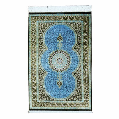 ペルシャ絨毯 クム産<br>ムサビ工房<br>絹100% 76x118cm<br>商品番号88435