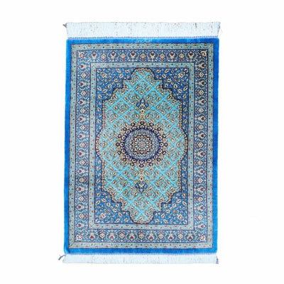ペルシャ絨毯クム産<br>ムサビ工房<br>絹100% 80x117cm<br>商品番号88438