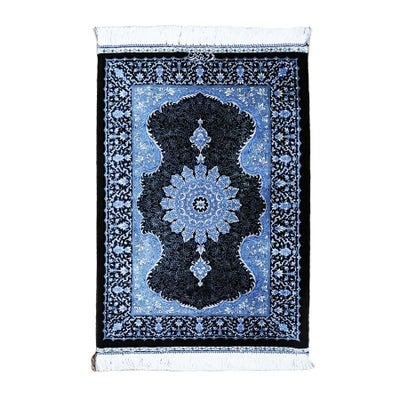 ペルシャ絨毯 クム産<br>ザリン工房<br>絹100％　50×70ｃｍ<br>商品番号88453