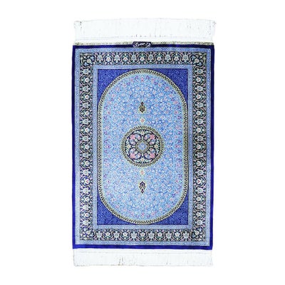 ペルシャ絨毯 クム産<br>マスミ工房<br>絹100％　61×89cm<br>商品番号88463