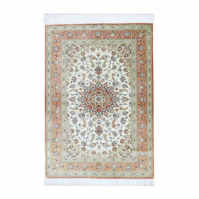ペルシャ絨毯クム産<br><br>絹100% 80×118cm<br>商品番号88495