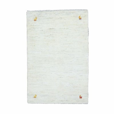 ペルシャ絨毯<br>シラーズ産ギャッベ<br>毛100％ 82×125cm<br>商品番号 89411