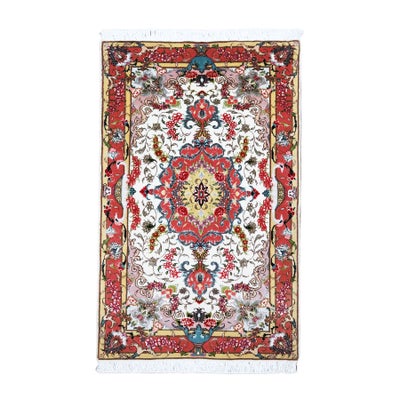 ペルシャ絨毯<br>タブリーズ産<br>毛＆絹 77×124cm<br>商品番号 69354