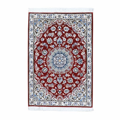 ペルシャ絨毯<br>ナイン産<br>毛＆絹 80×117cm<br>商品番号89789