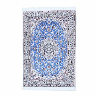 ペルシャ絨毯<br>ナイン産<br>毛＆絹 79×117cm<br>商品番号90122