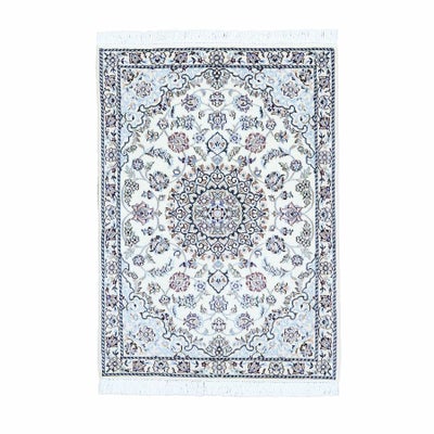 ペルシャ絨毯<br>ナイン産<br>毛＆絹 80×115cm<br>商品番号90126
