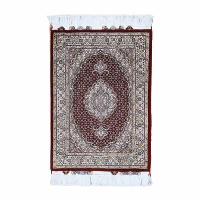 ペルシャ絨毯<br>タブリーズ産<br>毛＆絹 64×94cm<br>商品番号 90134