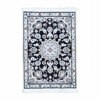 ペルシャ絨毯<br>ナイン産<br>毛＆絹 60×86cm<br>商品番号 90135