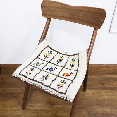 ペルシャ絨毯 ギャッベ　<br>座布団　44×37cm　<br>No.90450　アイボリー
