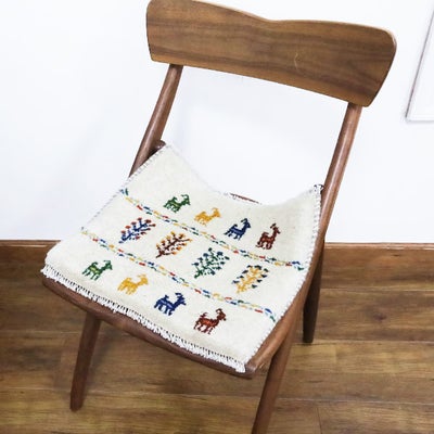 ギャッベ　シラーズ産　<br> 43×36cm　アイボリー　<br>No.90449