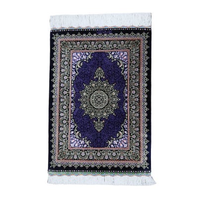 ペルシャ絨毯クム産<br>ザリン工房<br>絹100％　50×72cm<br>商品番号90786