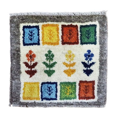 ペルシャ絨毯  手織り<br> ギャッベ  シラーズ産<br>毛100％　43×39cm<br>商品番号91073