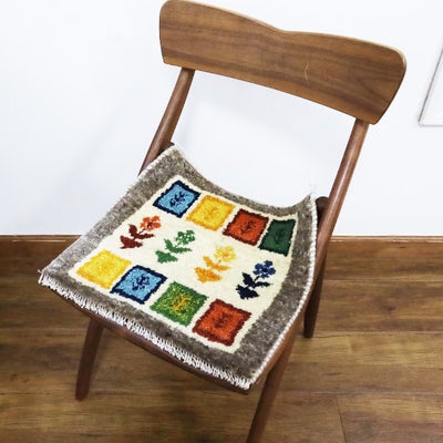  ペルシャ絨毯　手織り<br>ギャッベ<br>43×39cm<br>No.91073