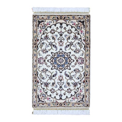 ペルシャ絨毯<br>ナイン産<br>毛＆絹 51×81cm<br>商品番号 91421