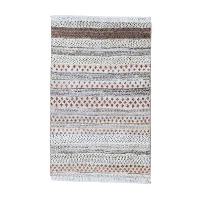 ペルシャ絨毯<br>シラーズ産ギャッベ<br>ファインカシュクリ<br>毛100％　52×80cm<br>商品番号92086