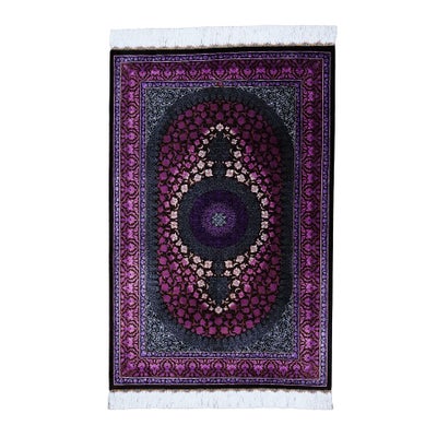 ペルシャ絨毯 クム産<br>シャナ工房<br>絹100% 80×121cm<br>商品番号92127