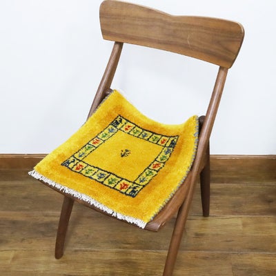 ペルシャ絨毯　手織り<br>ギャッベ<br>40×38cm<br>No.91898