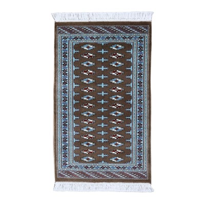 パキスタン絨毯　手織り<br>スーパーファインクラス<br>ウール100％  71×117cm<br>商品番号74872